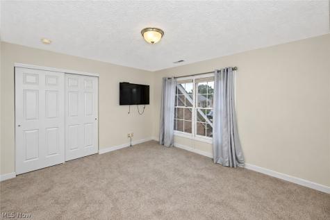 1257 Muchney Circle Akron OH 44312