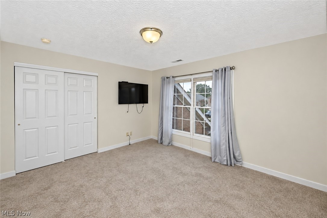 1257 Muchney Circle Akron OH 44312