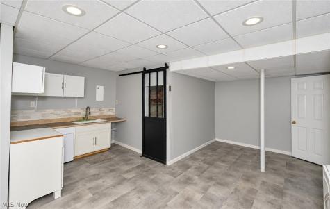 1257 Muchney Circle Akron OH 44312