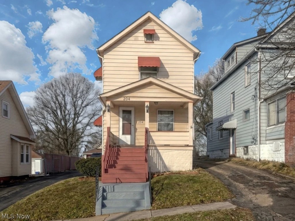 204 Tremble Avenue Campbell OH 44405
