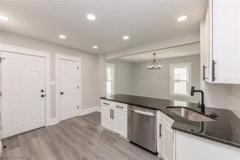3569 W 136th Street Cleveland OH 44111