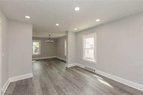 3569 W 136th Street Cleveland OH 44111