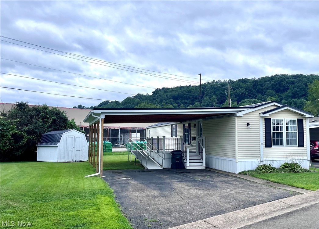 777 1/2 S 2nd Street Coshocton OH 43812