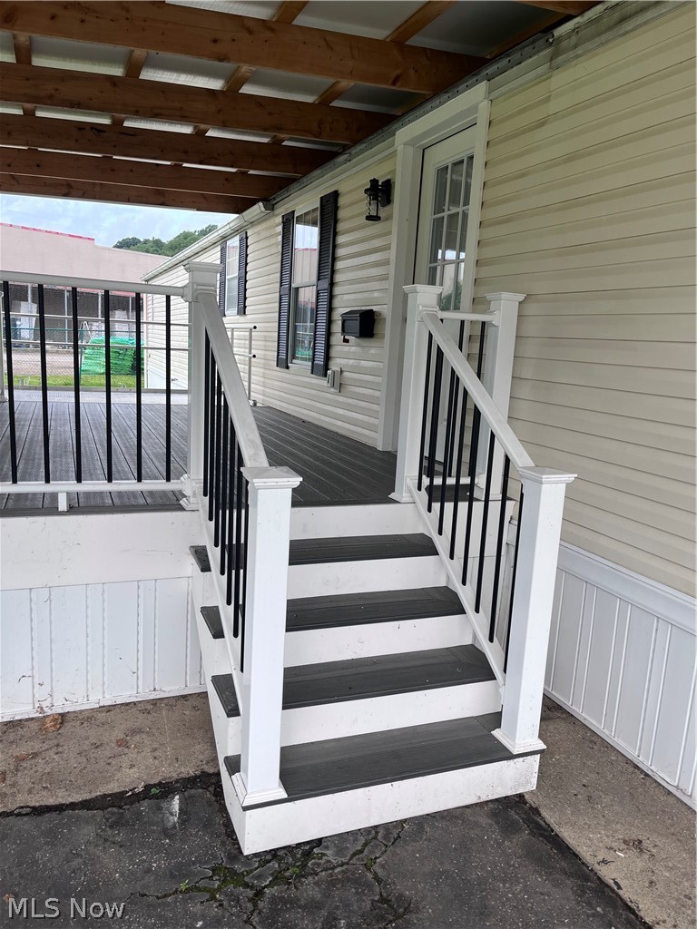 777 1/2 S 2nd Street Coshocton OH 43812