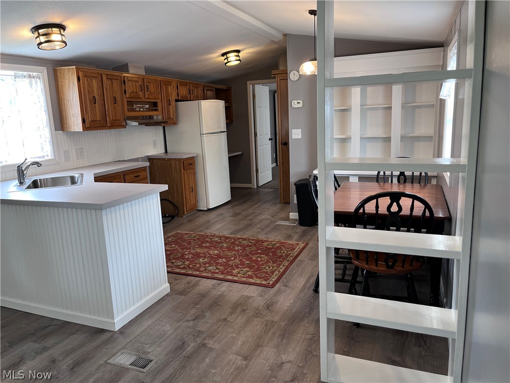 777 1/2 S 2nd Street Coshocton OH 43812