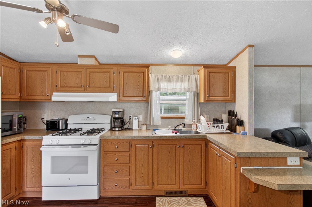 110 NW Lebanon Road Dalton OH 44618
