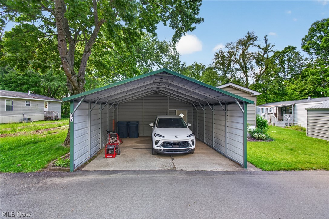 110 NW Lebanon Road Dalton OH 44618