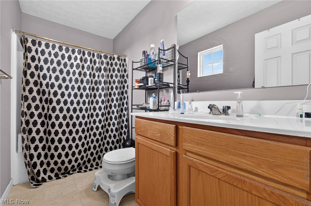 2698 Dutch Circle NE Canton OH 44721
