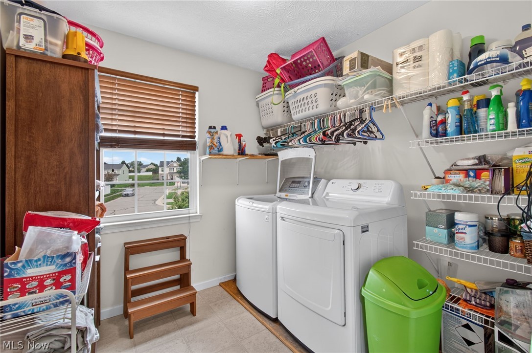 2698 Dutch Circle NE Canton OH 44721