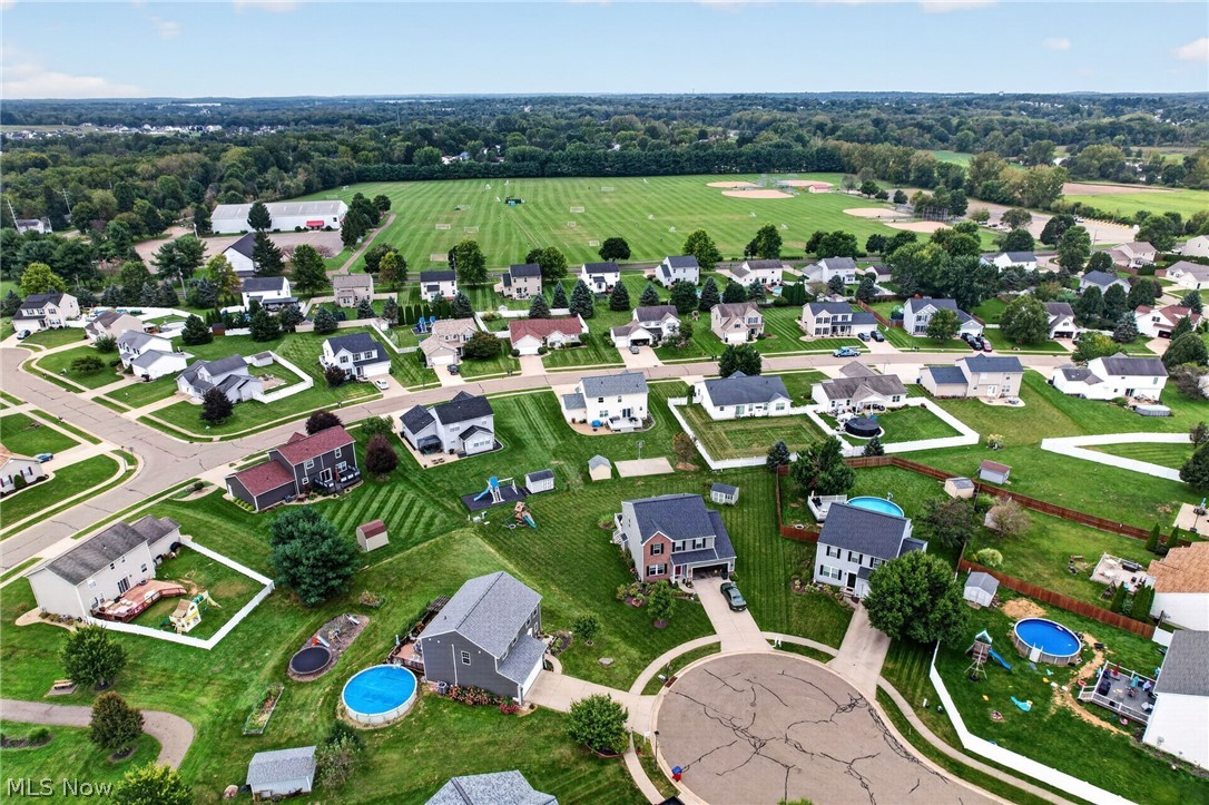 2698 Dutch Circle NE Canton OH 44721