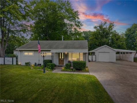 1973 Pinewood Drive Brunswick OH 44212