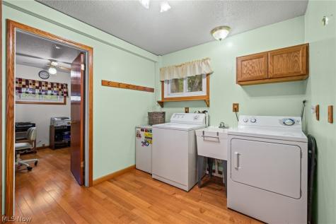 1973 Pinewood Drive Brunswick OH 44212