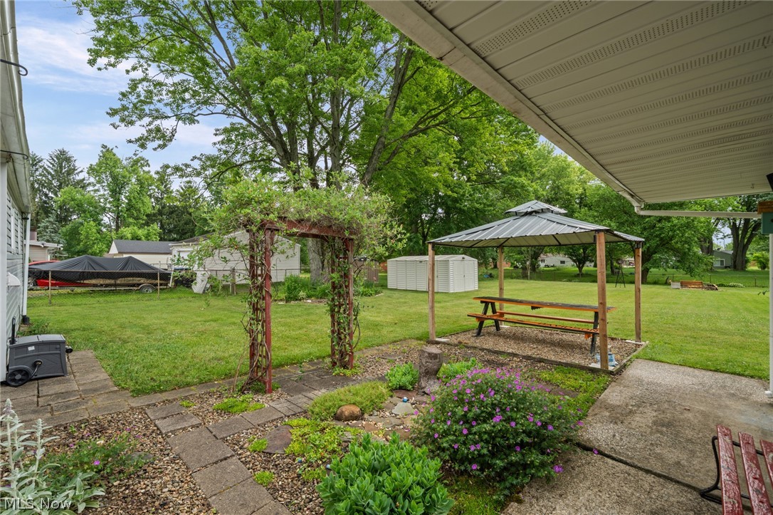 1973 Pinewood Drive Brunswick OH 44212