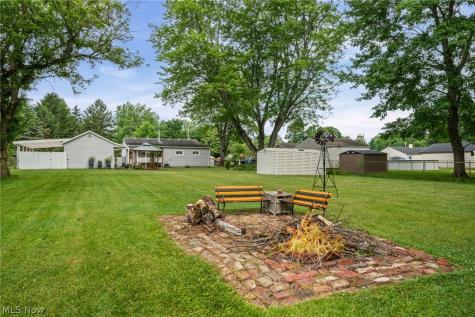 1973 Pinewood Drive Brunswick OH 44212