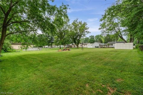 1973 Pinewood Drive Brunswick OH 44212