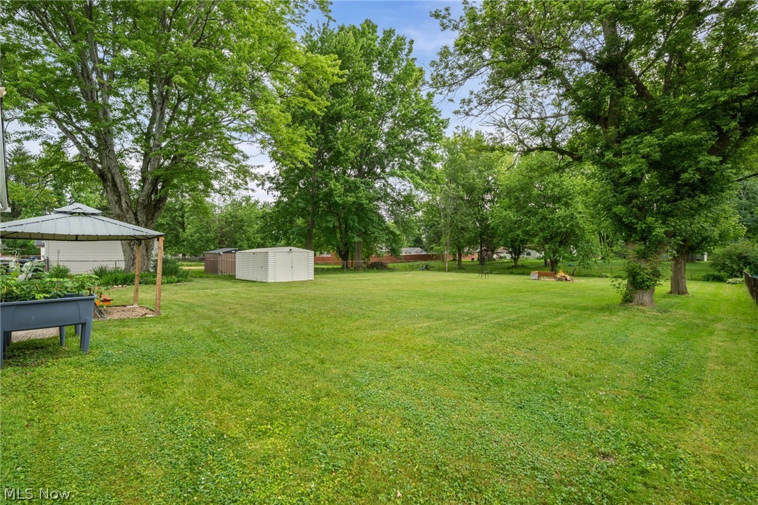 1973 Pinewood Drive Brunswick OH 44212