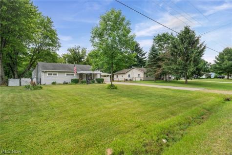 1973 Pinewood Drive Brunswick OH 44212