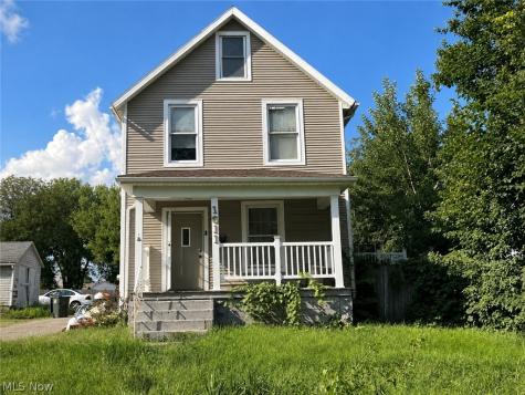 1611 10th Street SW Canton OH 44706