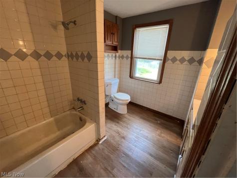 1611 10th Street SW Canton OH 44706