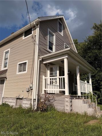 1611 10th Street SW Canton OH 44706
