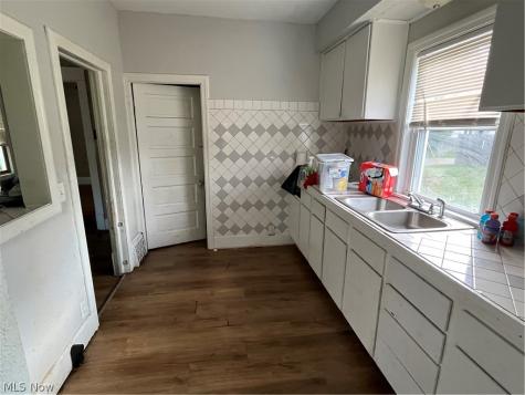 1611 10th Street SW Canton OH 44706