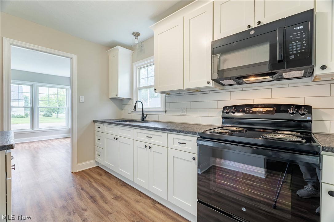 2100 Delmore Street Cuyahoga Falls OH 44221