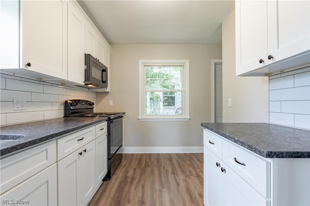 2100 Delmore Street Cuyahoga Falls OH 44221
