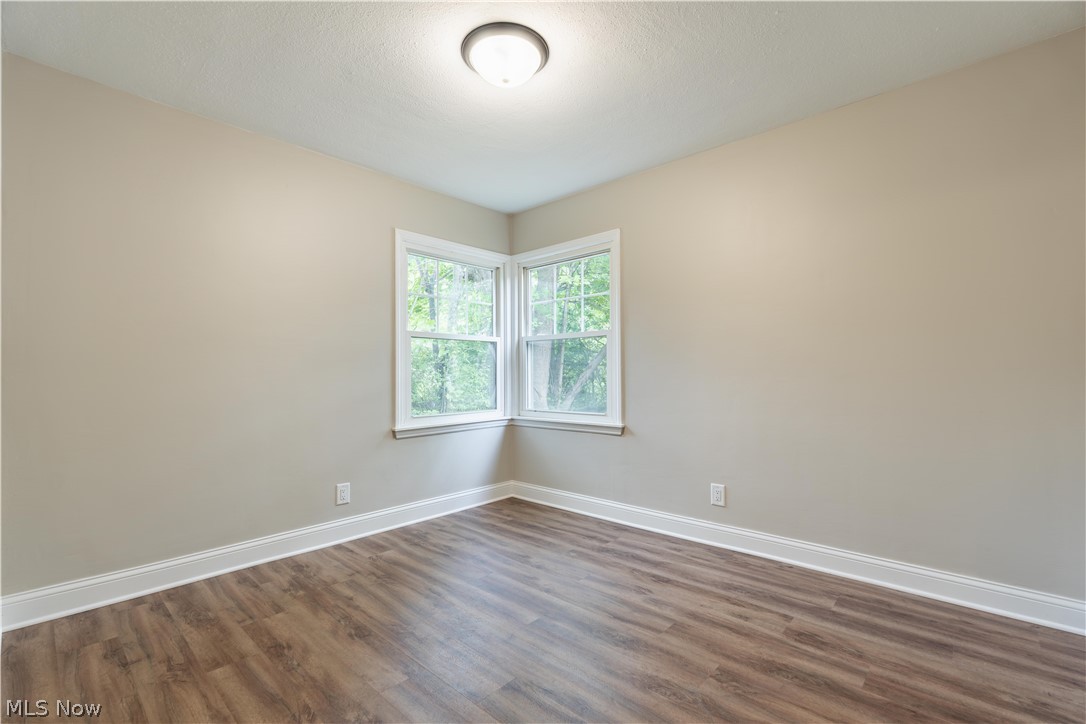 2100 Delmore Street Cuyahoga Falls OH 44221