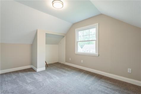 2100 Delmore Street Cuyahoga Falls OH 44221