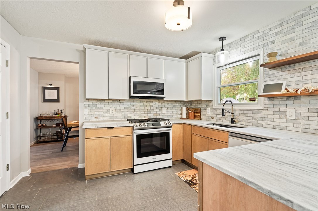 172 Morningview Circle Canfield OH 44406