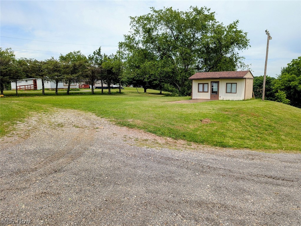 3102 Canton Road NW Carrollton OH 44615