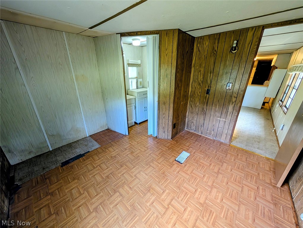 3102 Canton Road NW Carrollton OH 44615