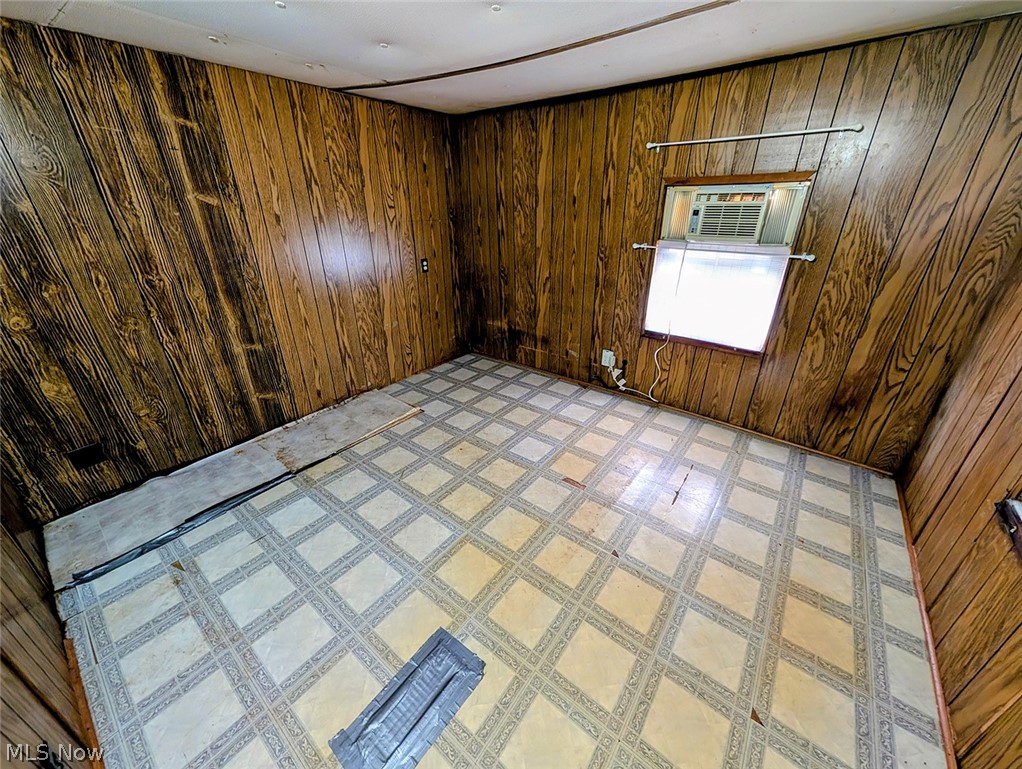 3102 Canton Road NW Carrollton OH 44615