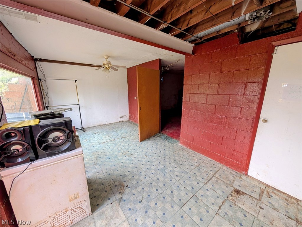 3102 Canton Road NW Carrollton OH 44615