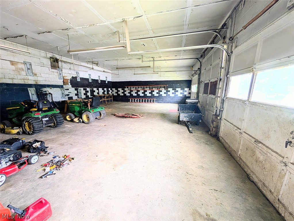 3102 Canton Road NW Carrollton OH 44615