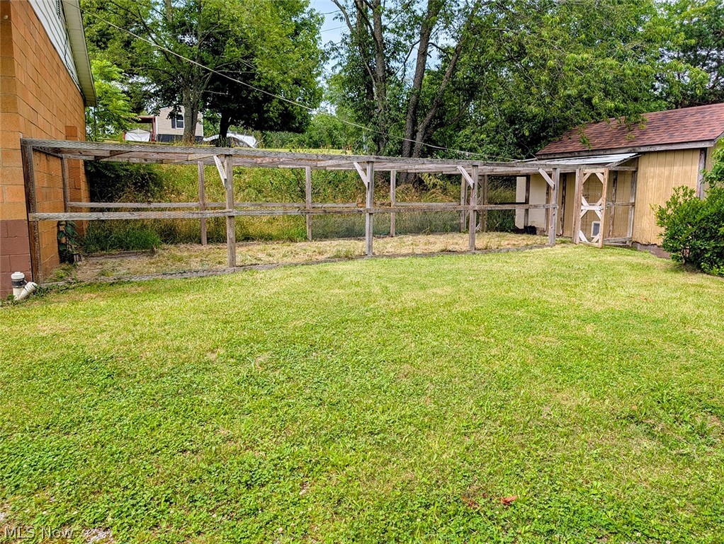 3102 Canton Road NW Carrollton OH 44615