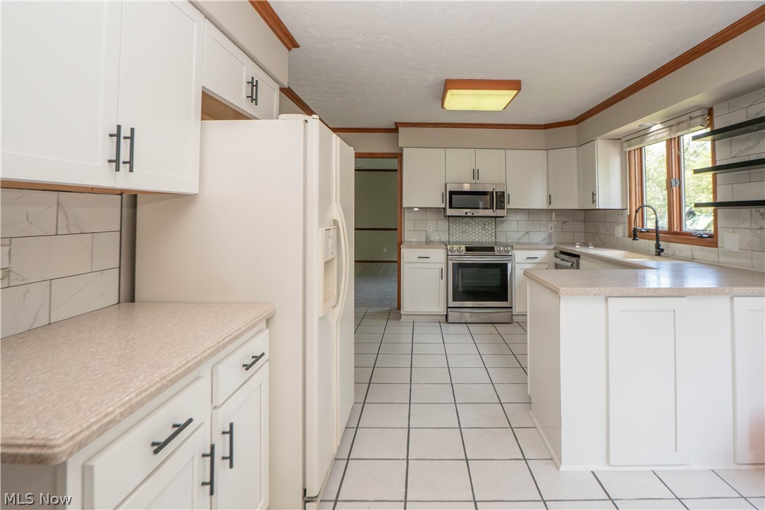 6104 Shipslanding Avenue NW Canton OH 44718