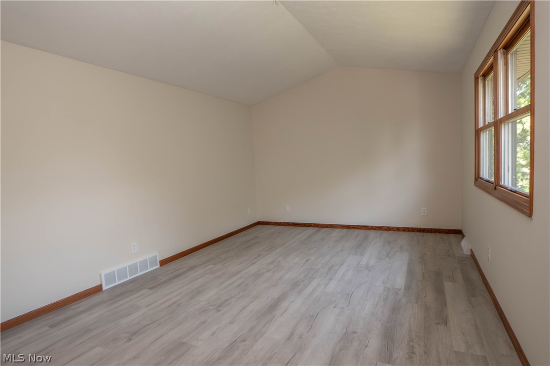 6104 Shipslanding Avenue NW Canton OH 44718