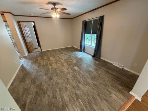 40 Tuckmere Drive Painesville OH 44077