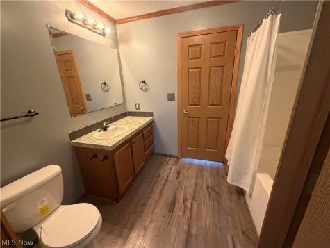 40 Tuckmere Drive Painesville OH 44077