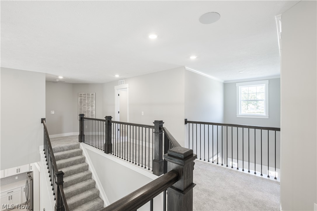 527 Port Side Drive Avon Lake OH 44012