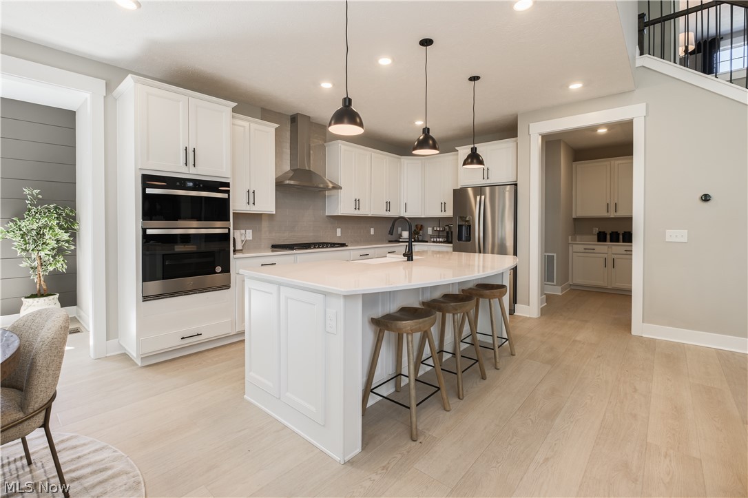 527 Port Side Drive Avon Lake OH 44012