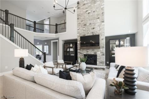 527 Port Side Drive Avon Lake OH 44012