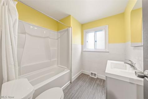 25811 Water Street Olmsted Falls OH 44138