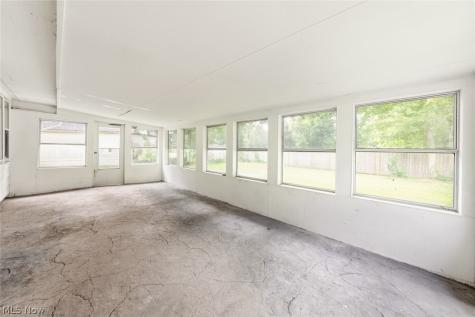 25811 Water Street Olmsted Falls OH 44138