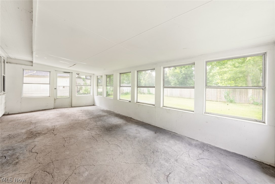 25811 Water Street Olmsted Falls OH 44138
