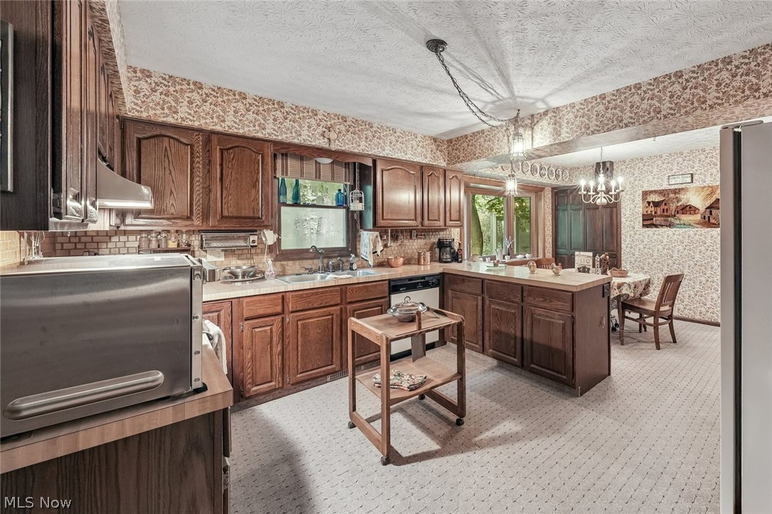 4188 Idlebrook Drive Akron OH 44333