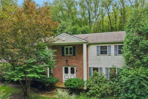4188 Idlebrook Drive Akron OH 44333