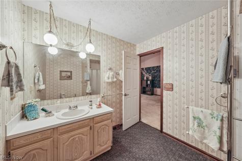 4188 Idlebrook Drive Akron OH 44333