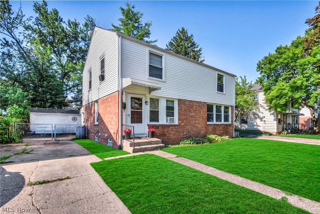 14225 Rainbow Avenue Cleveland OH 44111